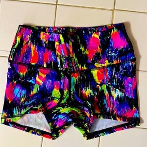 2Pood booty XS shorts brand new never worn.